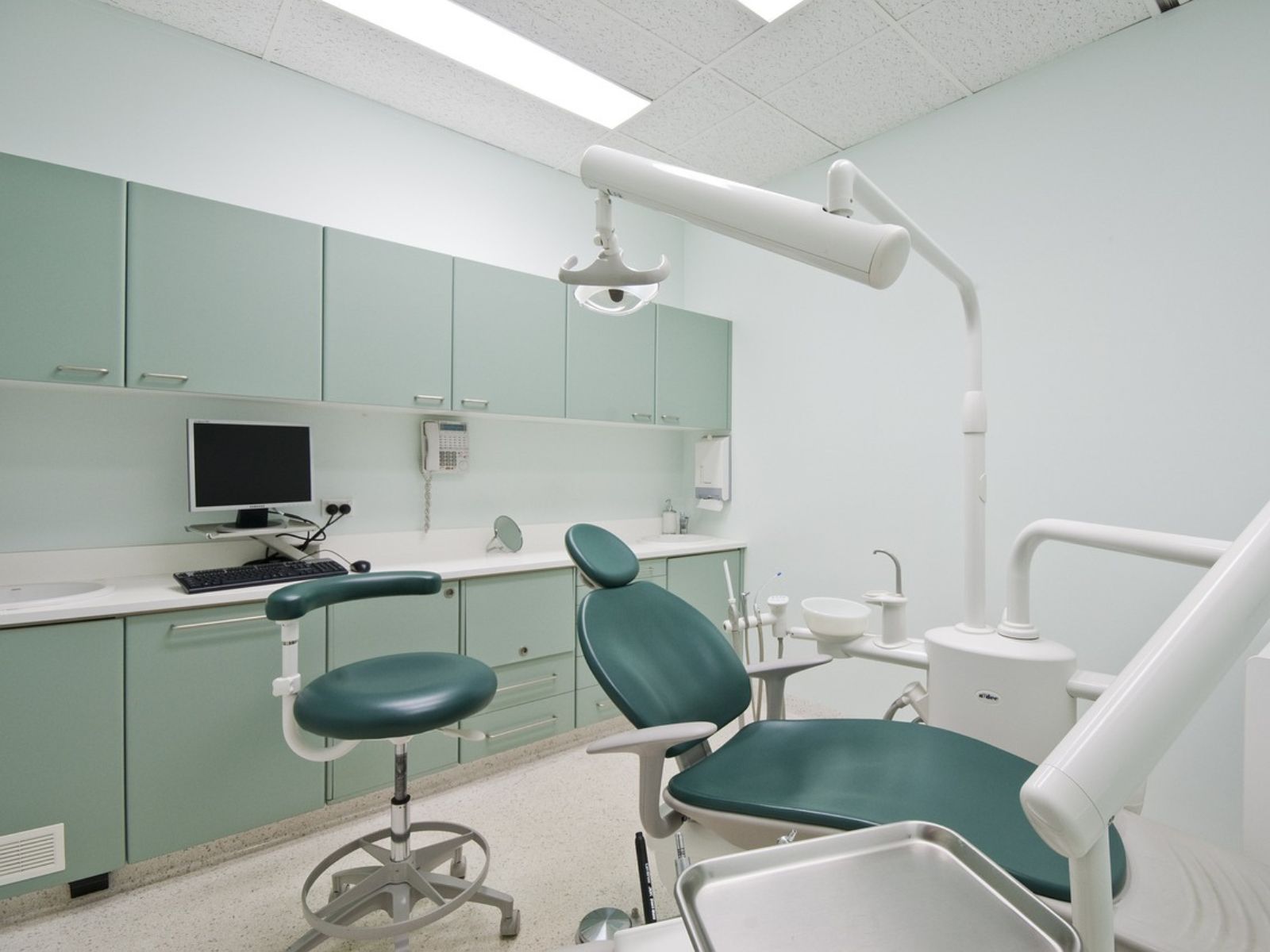 dental office dentist teeth