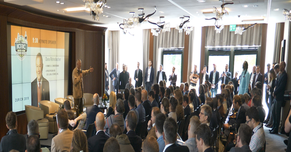 Dana Rohrabacher and crowd